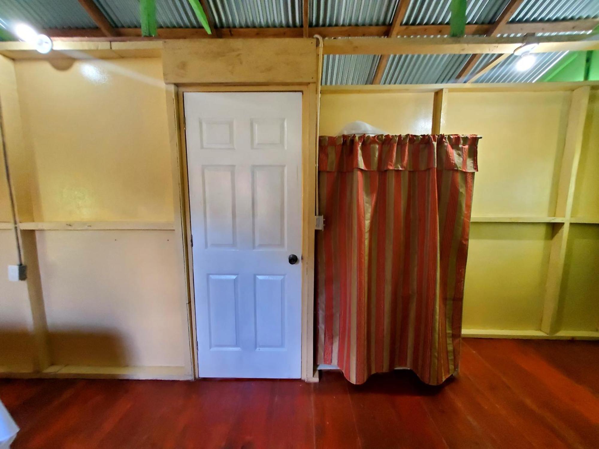 The Little Dream House Apartment Little Corn Island Exterior photo